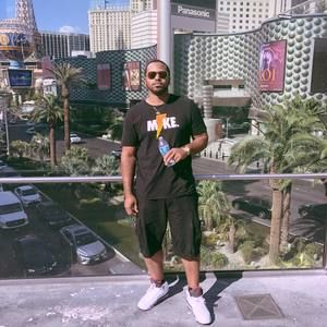 Meet your Posher, Chris